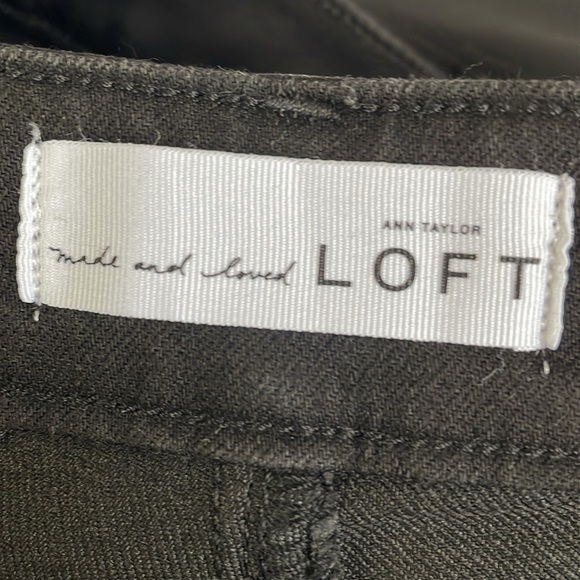 LOFT Black Curvy Skinny Jeans - Picture 4 of 7